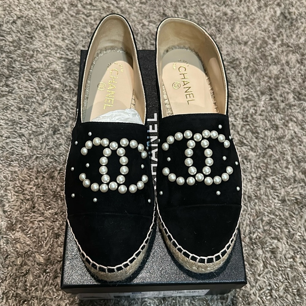 CHANEL Espadrilles